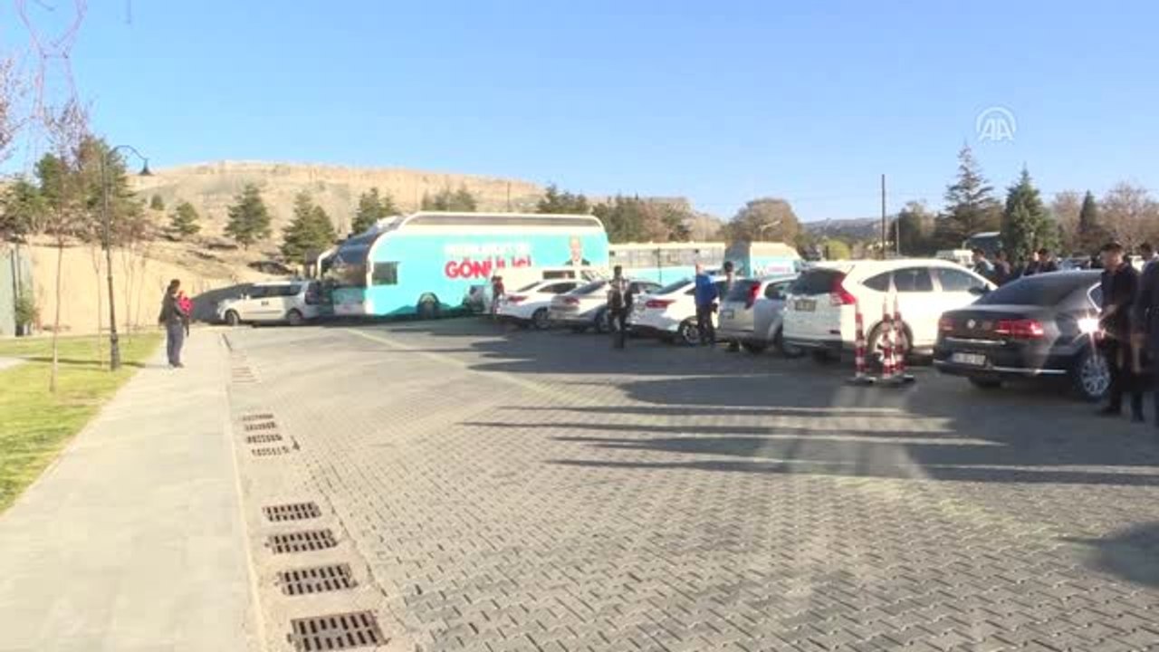 Bakan Dönmez: "Elektrik ve Doğal Gazda Arz Sıkıntısı Kalmadı"