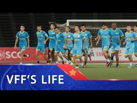 Sanna Khánh Hòa và Muangthong United có buổi tập nhẹ trước trận chung kết lượt đi Mekong Cup 2017