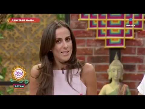 ¡Mani-Cura una campaña para prevenir el cáncer de mama!