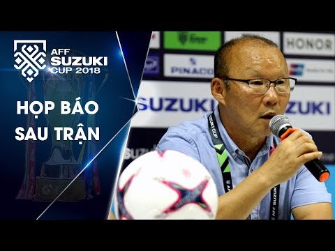 HLV Park Hang-seo hài lòng với 3 điểm mở màn AFF Suzuki Cup 2018 | VFF Channel