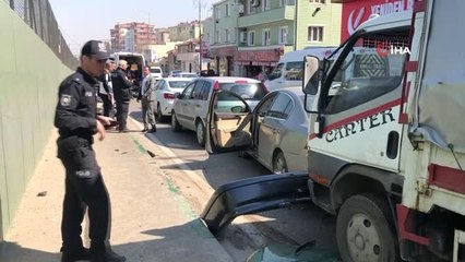 Bursa'da Zincirleme Kaza: 2 Yaralı