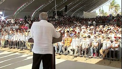 Скачать видео: AMLO reclama disculpas por agravios durante conquista de México