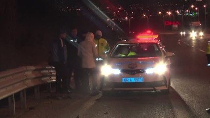 Ankara - Çevre Yolunda Bariyerlere Çarpan Otomobil Takla Attı: 1 Yaralı