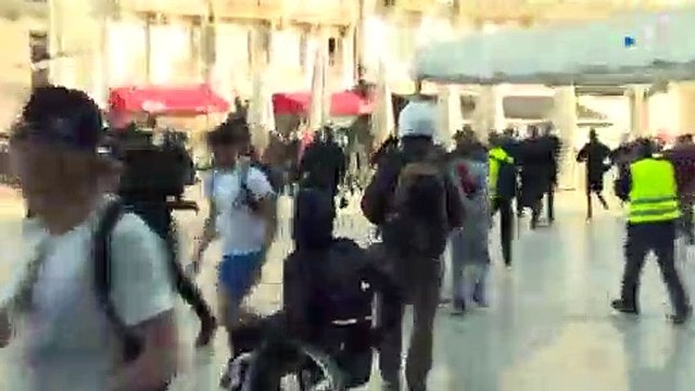A Montpellier, samedi dernier, des policiers se sont déguisés en gilets jaunes pour interpeller des casseurs