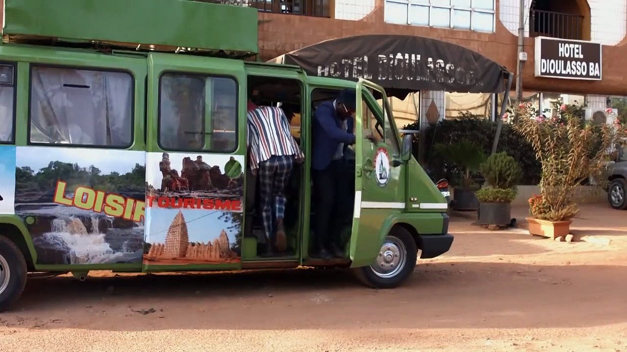 La belle pirogue ! - Bobodiouf, le retour - Saison 2 - EP 5