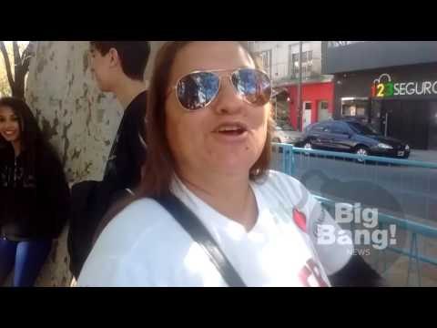 BigBang con fans de Gran Hermano, horas antes de la final.