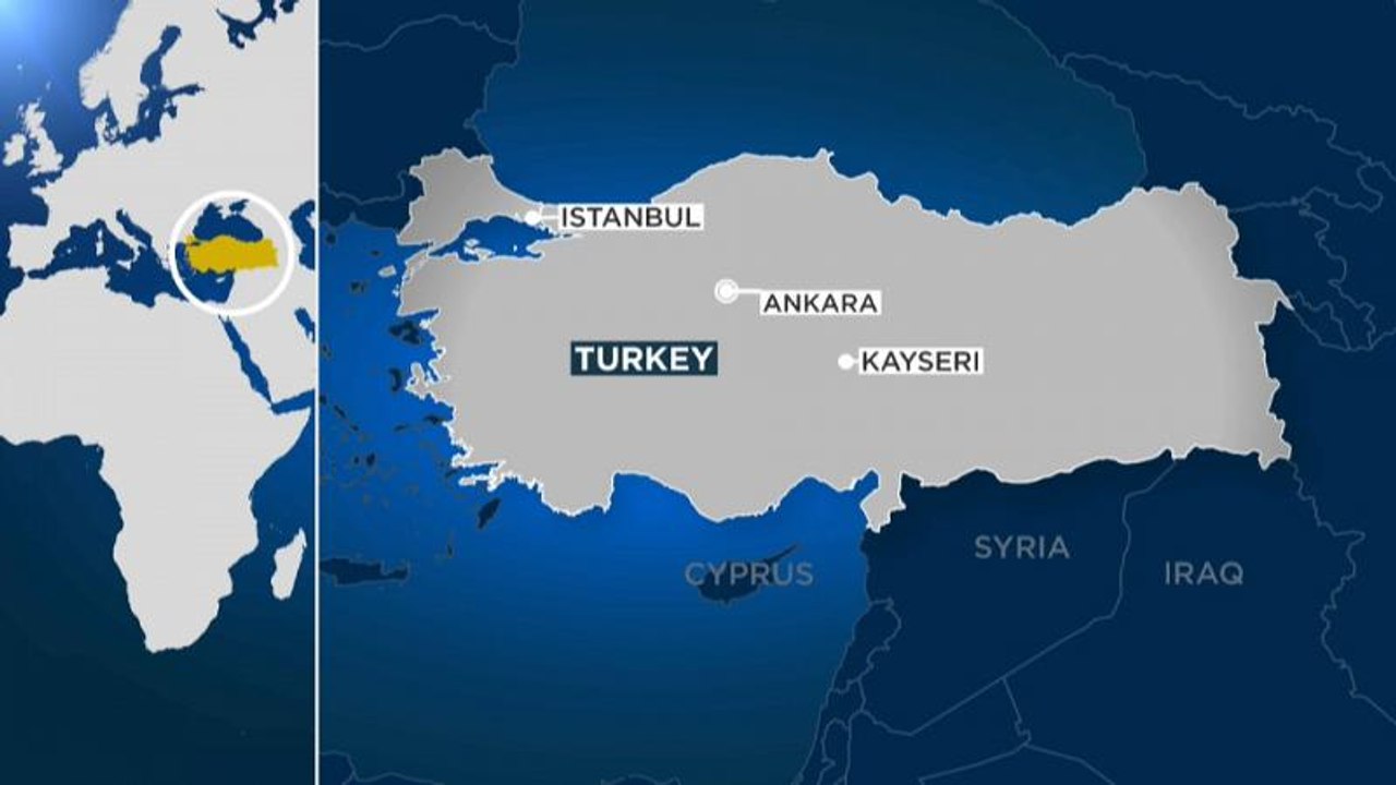 Schüsse am Flughafen Kayseri: 2 Polizisten verletzt