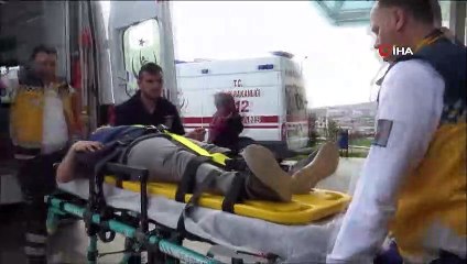 Bisikletiyle 3 metre yüksekten düşen çocuk yaralandı