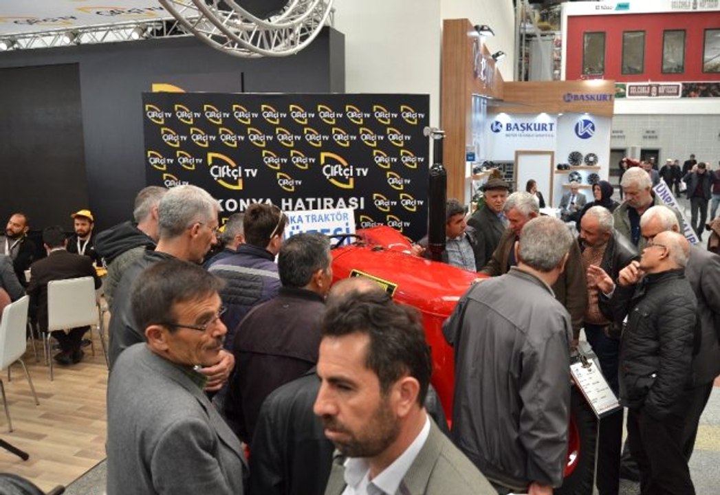 68 Yıllık Antika Traktör Konya Tarım Fuarı'nda İlgi Gördü