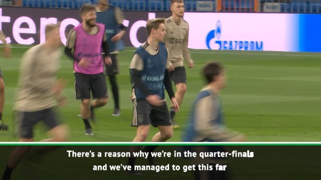 Van der Sar backs Ajax to beat Juve in a clash of his former teams