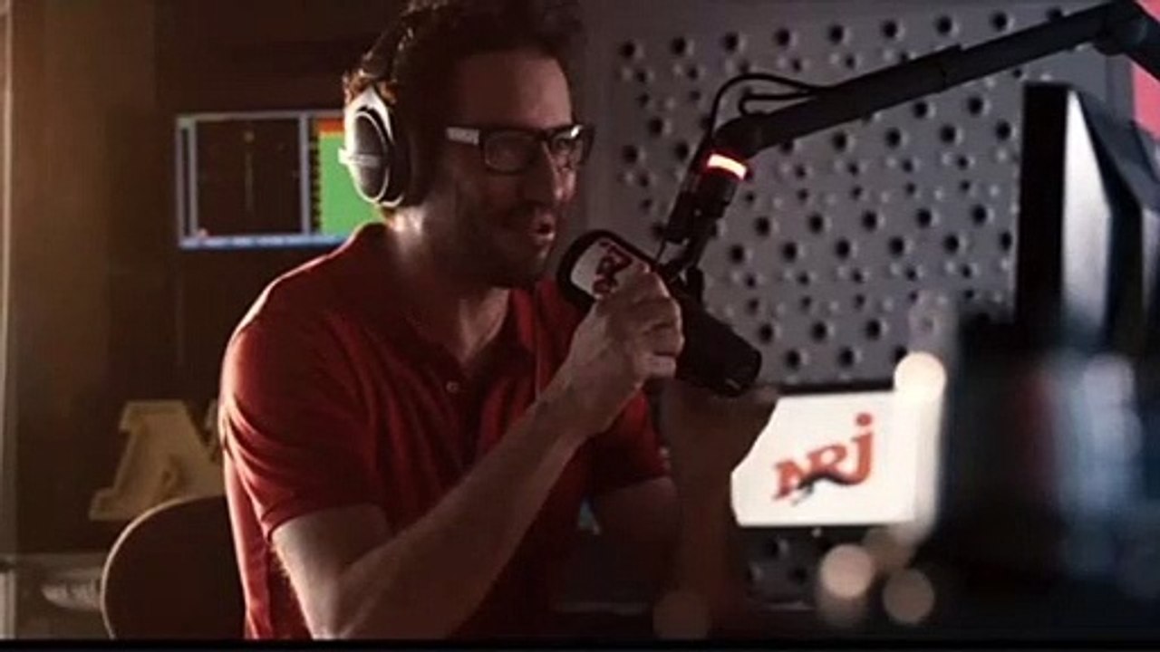 L'animateur de la Matinale de NRJ Manu Levy victime d'un malaise au micro décide d'interrompre son direct