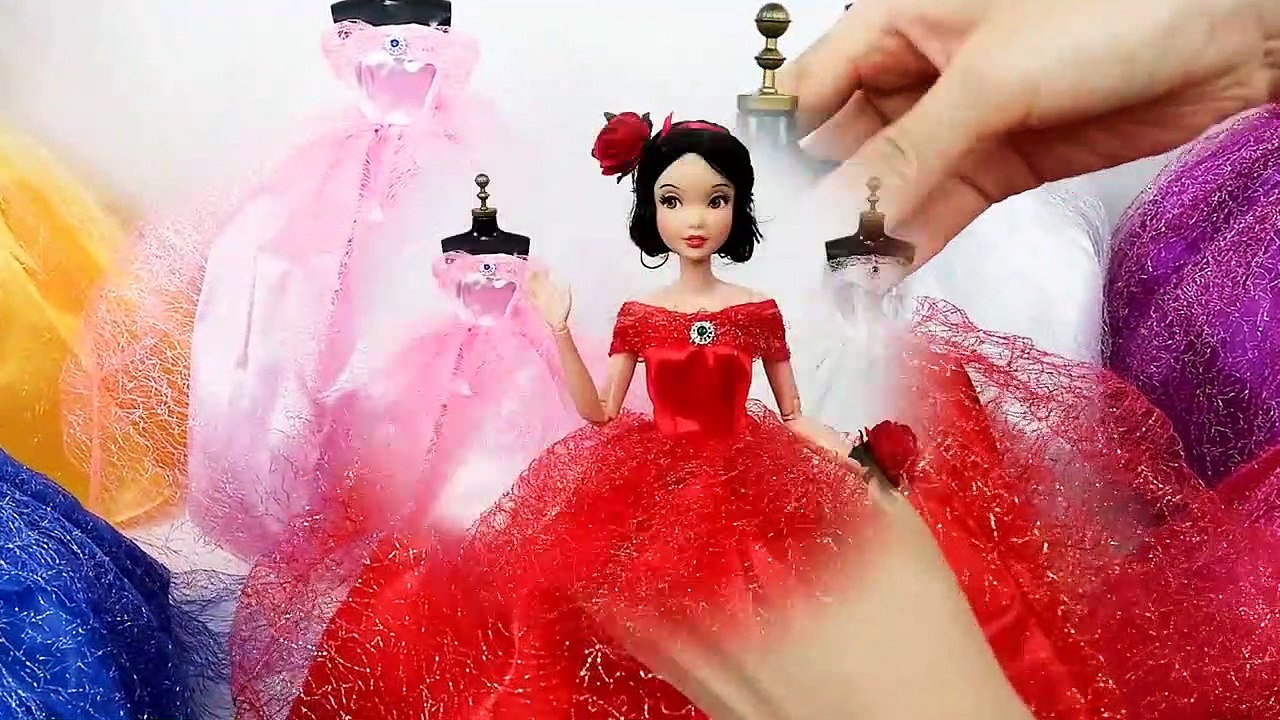 Princesse Robe de poupée - Blanche-Neige, Cendrillon, Raiponce Elsa la belle au bois Dormant la Belle Sirène