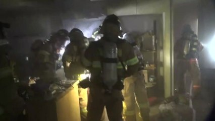 아파트 불 잇따라...의왕에서 '땅꺼짐' 발생 / YTN