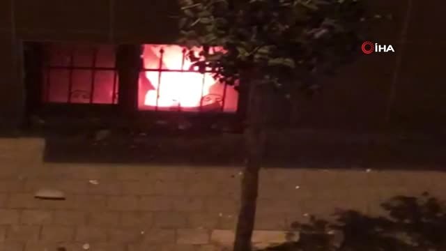 Bahçelievler'de Bir Apartman Dairesi Alev Alev Böyle Yandı