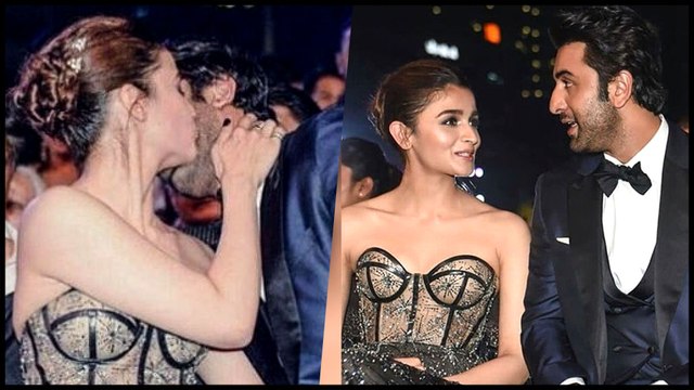 Ranbir Kapoor KISSES Alia Bhatt, PROPOSE Each Other At Filmfare Awards 2019