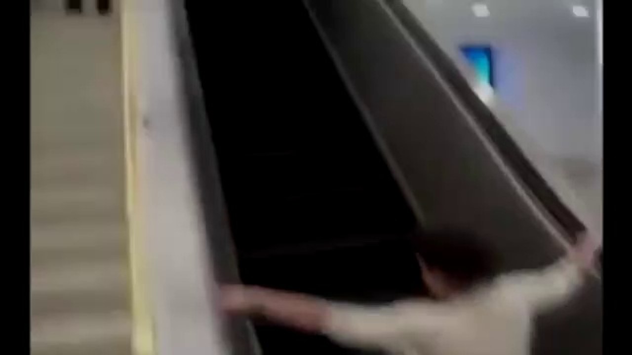 Really Stupid Escalator Fails Compilation!