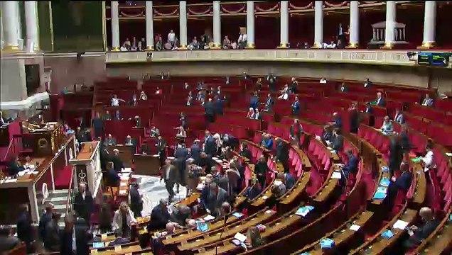 2ème séance : Questions au Gouvernement ; Organisation et transformation du système de santé (vote solennel) ; Création commission d'enquête grande distribution ; CA des SDIS ; Amélioration de la trésorerie des associations (suite) - Mardi 26 mars 2019