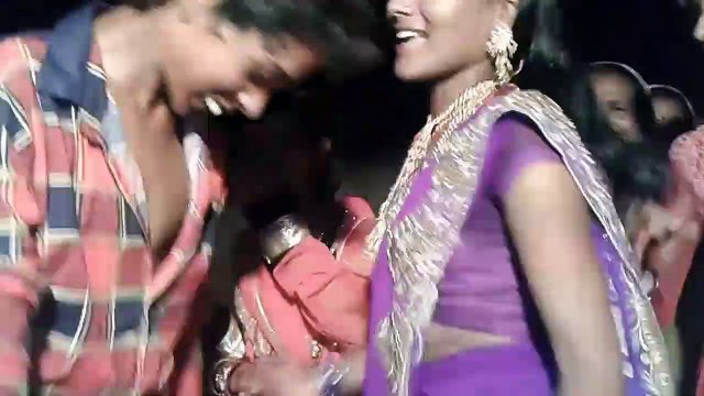 DJ wale babu mera gana to baja