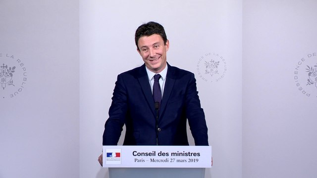 Benjamin Griveaux: Si je devais être candidat (à la mairie de Paris), je démissionnerais immédiatement