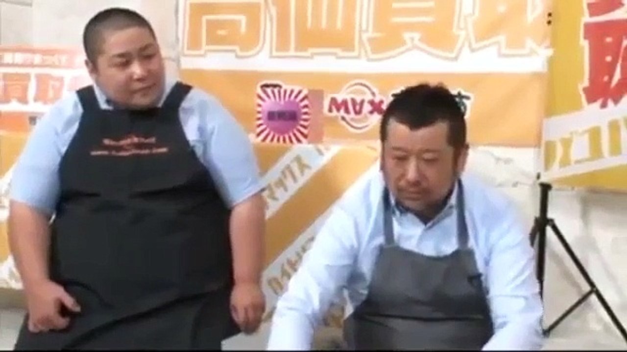 Japanese TV Show Funny - BEST MOMENTS! LOOK! Japanese Funny Pranks & Fails on People #japanesefails