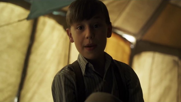 Extrait du film Dumbo (2019) - Souffle !