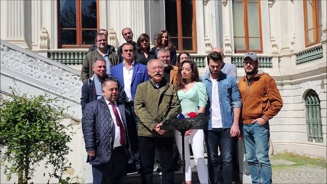 Hababam Sınıfı Yeniden ... EKİP, O MEŞHUR MERDİVENLERDE BULUŞTU!..