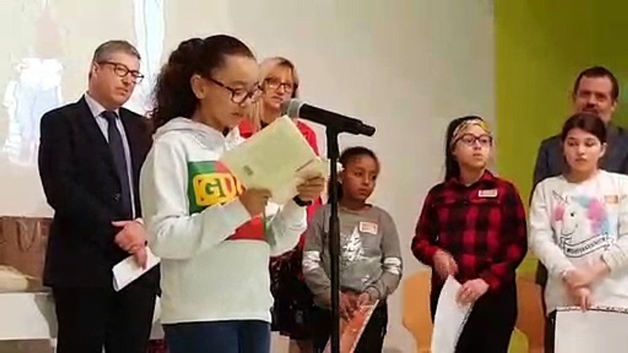 Leyla Rmeili, 10 ans, de Behren-lès-Forbach, est championne départementale de lecture