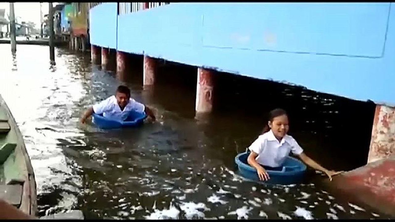 جاری شدن سیل در پرو