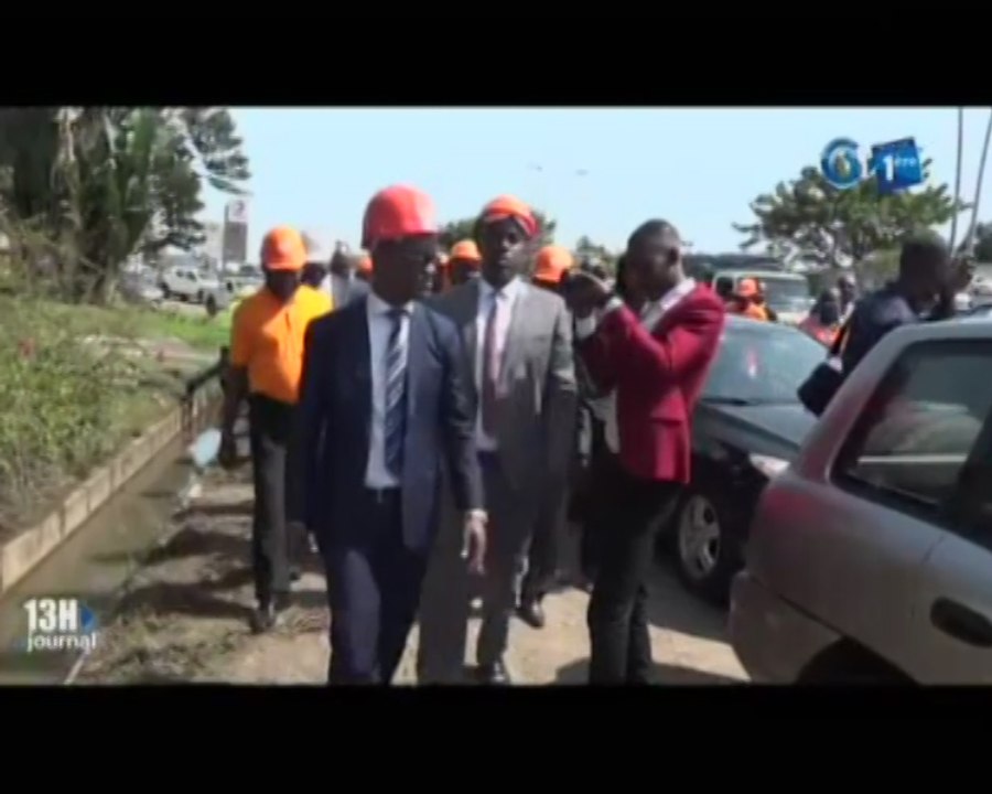 RTG/Visite de terrain des Ministres des Travaux Publiques et l’Eau dans les communes d’Owendo et de Libreville