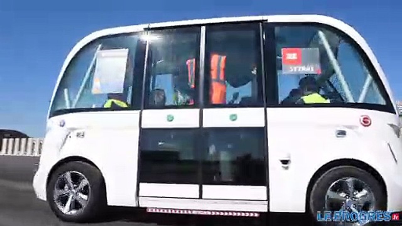Essais navettes autonomes TCL/Sytral à Transpolis