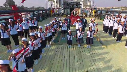 قناة السويس الجديدة على أنغام اغنيه من هنا