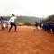 Ces enfants ont le rythme Africain. Regardez ces pas de danses époustouflants !