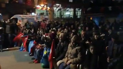 Kilis İYİ Parti İl başkanı Güngoğmuş "Kilis’e bombalar düşerken onlar 5 yıldızlı otellere kaçtılar"