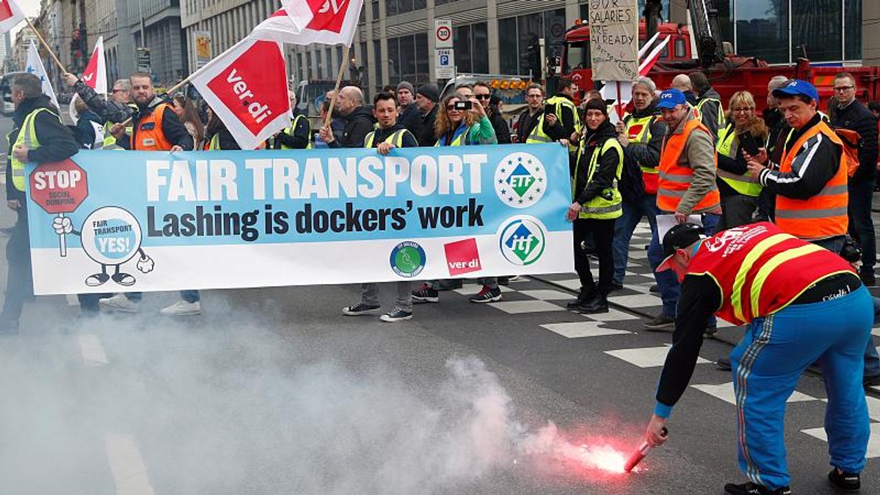 Los camioneros piden protección frente al dumping social