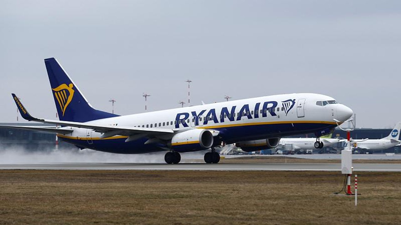 Ryanair: erstmals tarifvertrag in deutschland