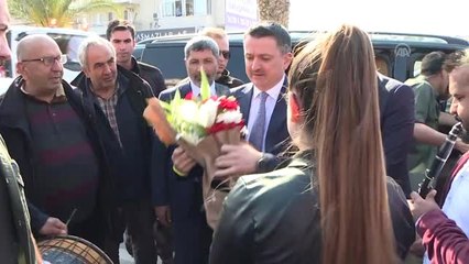 Pakdemirli. "4,5 Yıl Daha Seçim Yok, Herkes Oturup Projesine Çalışacak"