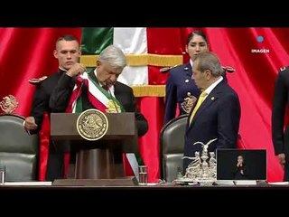 Peña Nieto entrega la banda presidencial a López Obrador | Toma de posesión