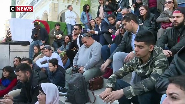 Les Algériens veulent se réapproprier la rue