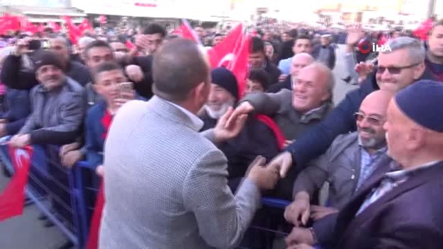Bakan Çavuşoğlu O Sesi Duyunca Konuşmasını Yarıda Kesti
