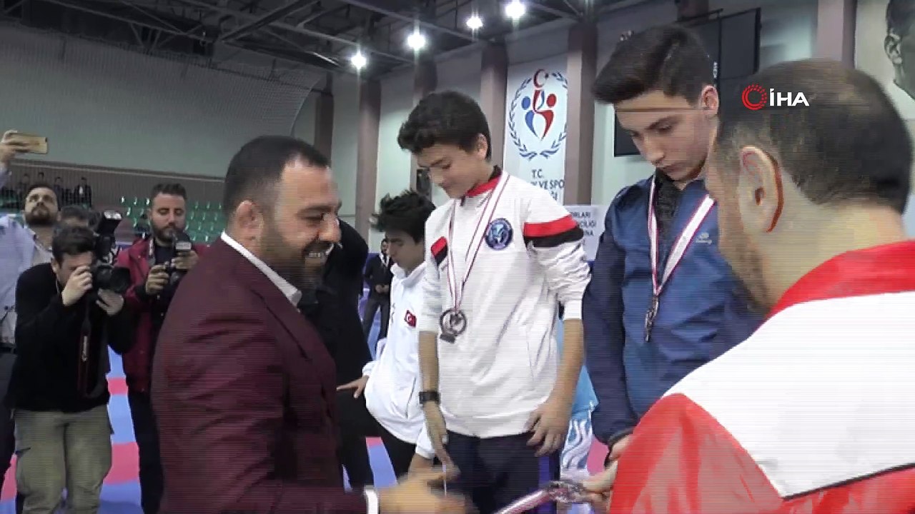 Hamza Yerlikaya, Nevşehir KADEM’i ziyaret etti