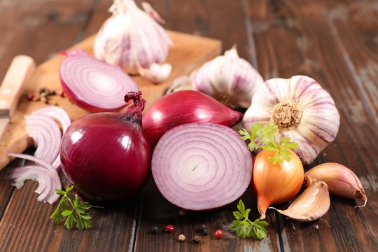 Eating Garlic and Onions May Help Prevent Colorectal Cancer—But There’s a Catch