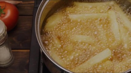 7 Tips on How to Deep-Fry Without a Fryer