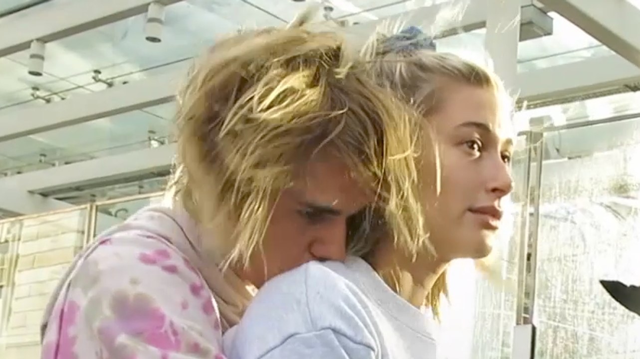 7 Signs Justin Bieber and Hailey Baldwin Might Be Breaking Up