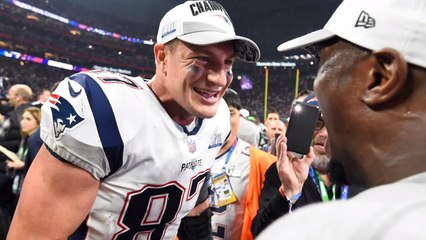 Télécharger la video: Patriots TE Rob Gronkowski Announces Retirement on Instagram