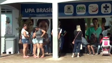 Mulher faz reclamação de demora na UPA Brasília