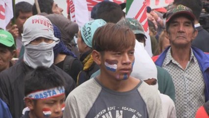 Campesinos logran acercamiento pero seguirán acampados hasta reunirse con Abdo Benítez