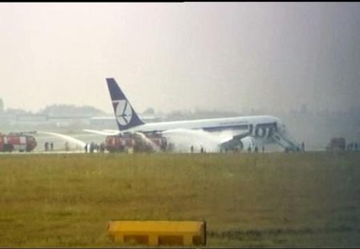 Aterrizaje forzoso en Polonia