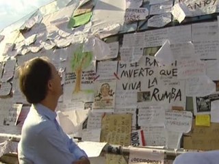 'Indignados' y pepinos lo más comentado en Facebook 2011