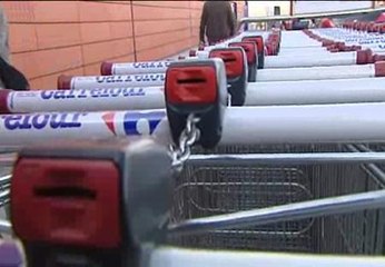 Detienen a un hombre que robó más de 3.000 carros de la compra en un año