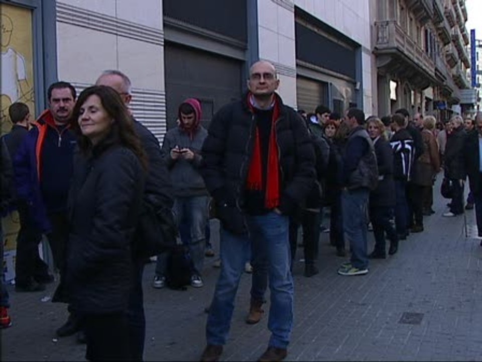 Colas para conseguir entradas para "The Boss"